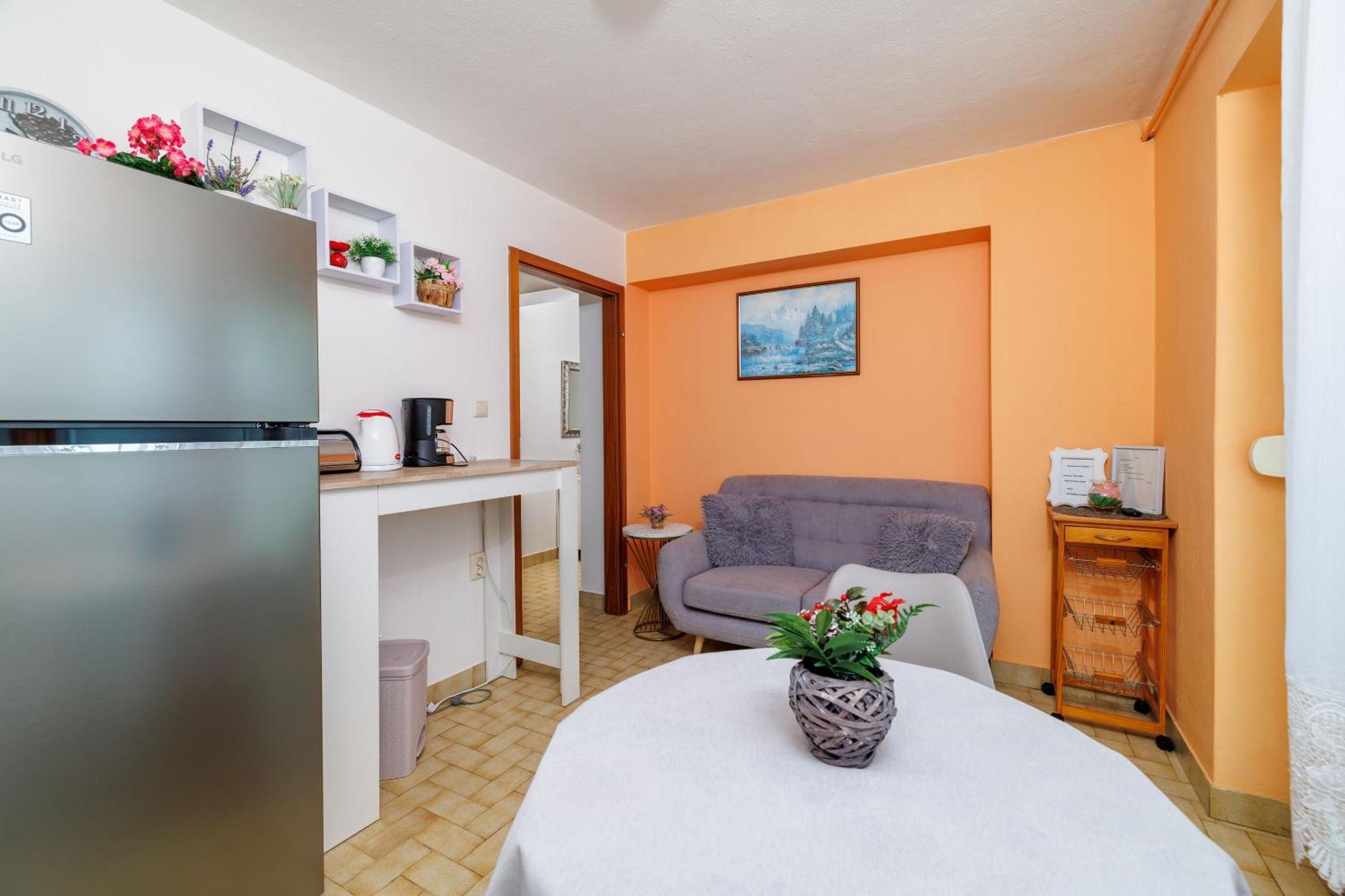 Apartments Melita ドラマリ エクステリア 写真